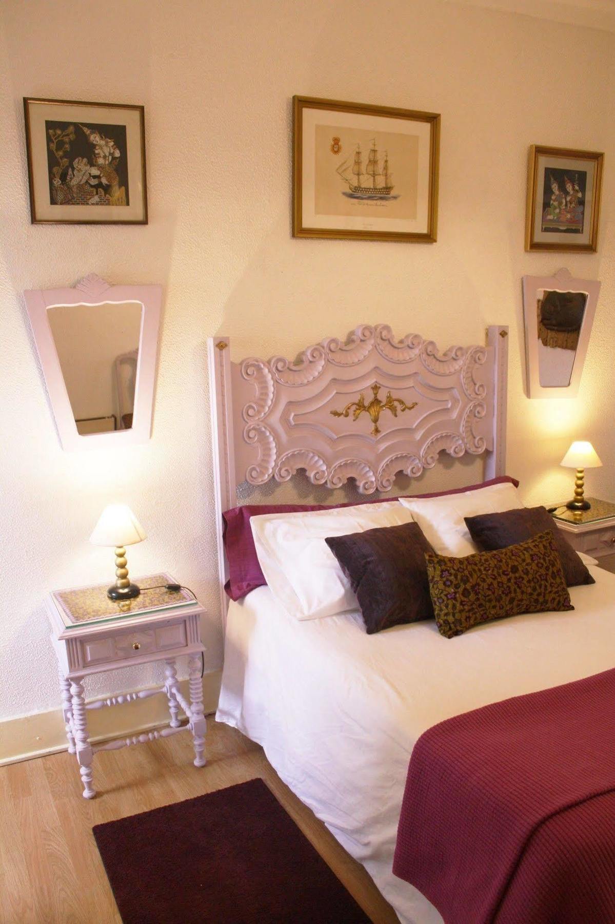 Alvares Cabral Guesthouse OOporto Esterno foto