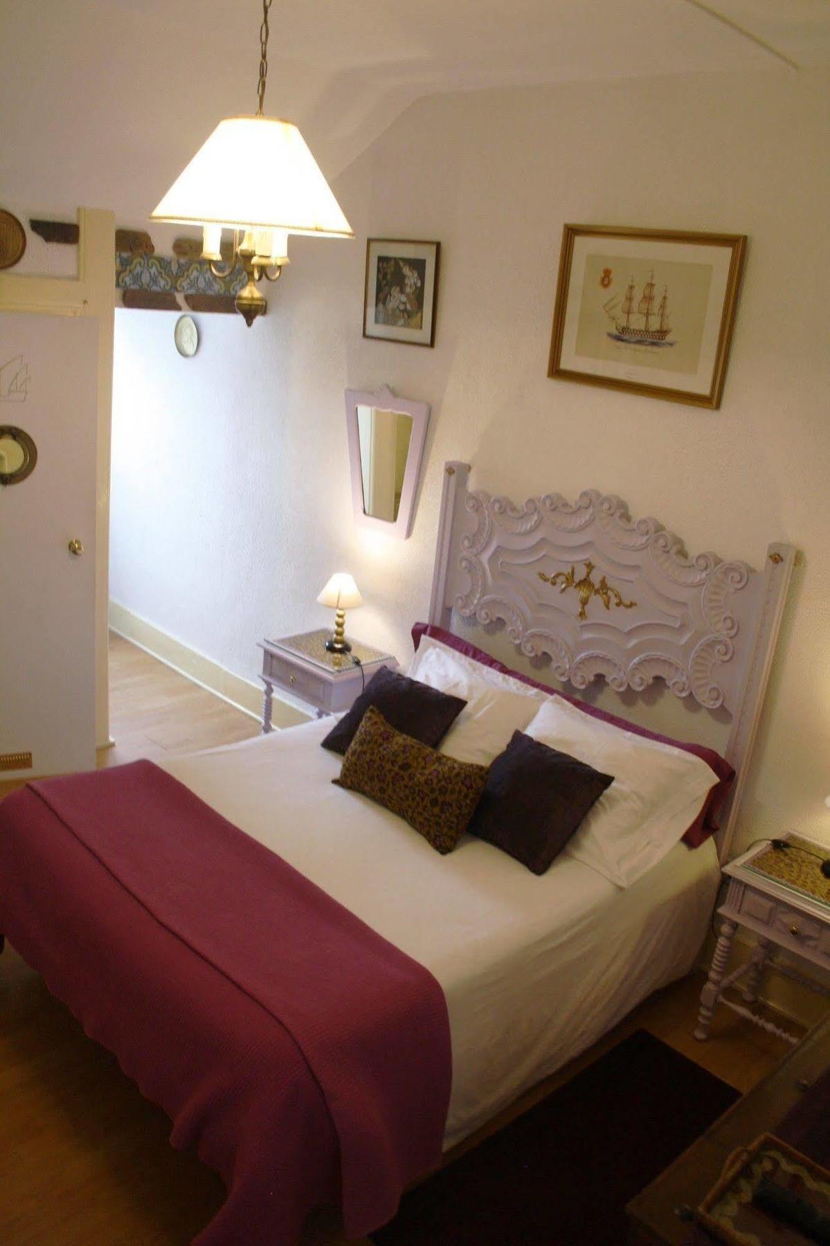 Alvares Cabral Guesthouse OOporto Esterno foto
